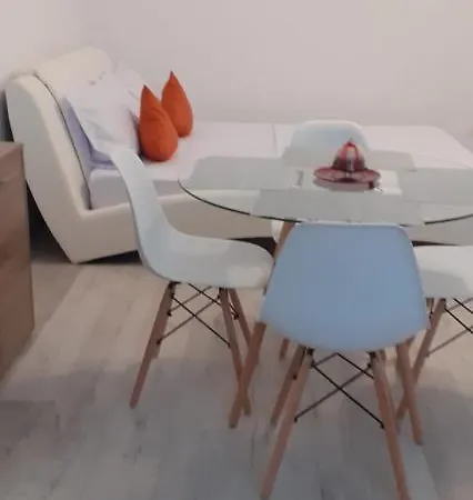 Apartment Des